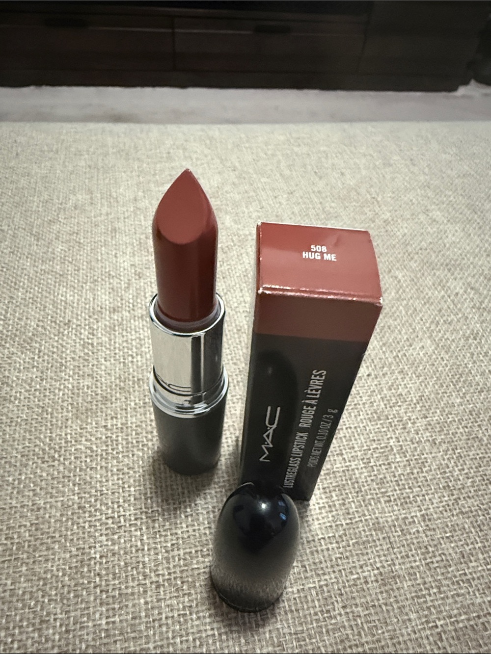 MAC Cosmetics Matte Lipstick - Hug Me (508) - Warm Mauve